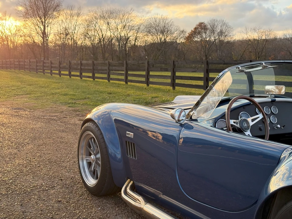 Shelby Cobra Replica - Image 27 of 31