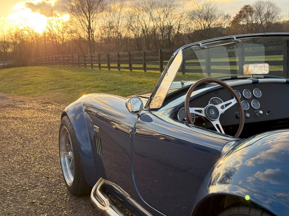 Shelby Cobra Replica - Image 28 of 31