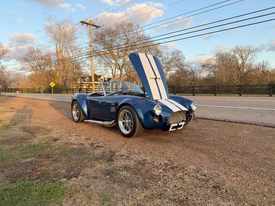 Shelby Cobra Replica - Image 16 of 31