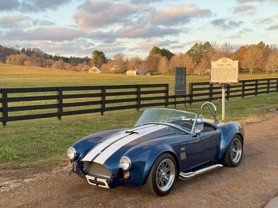 Shelby Cobra Replica - Image 3 of 31