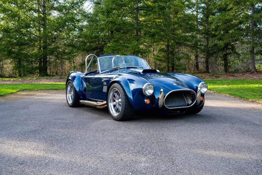 Shelby Cobra Replica - Image 9 of 31