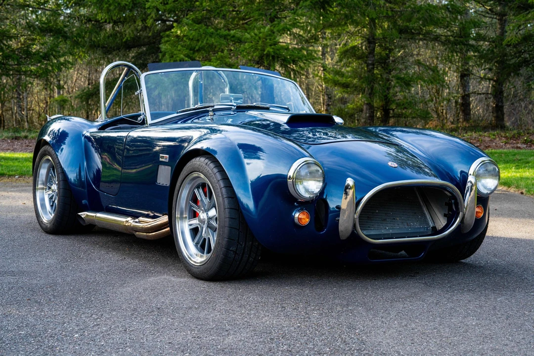Shelby Cobra Replica - Image 10 of 31