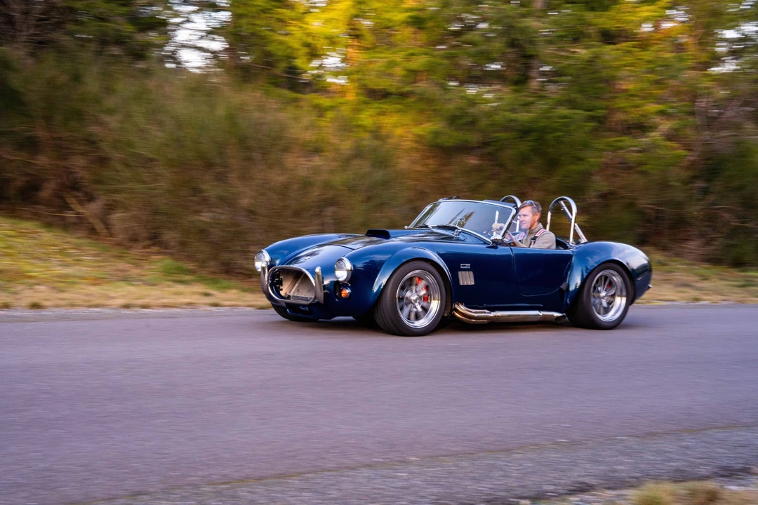 Shelby Cobra Replica - Image 22 of 31