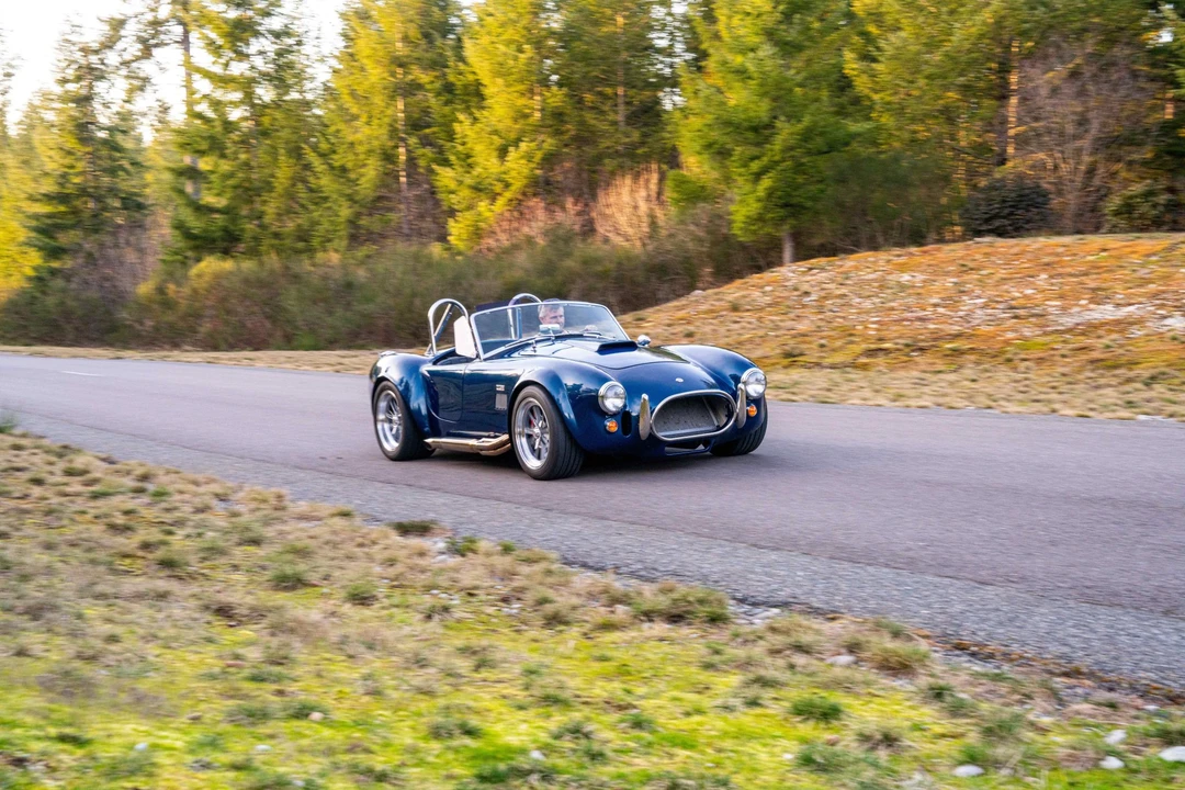 Shelby Cobra Replica - Image 28 of 31