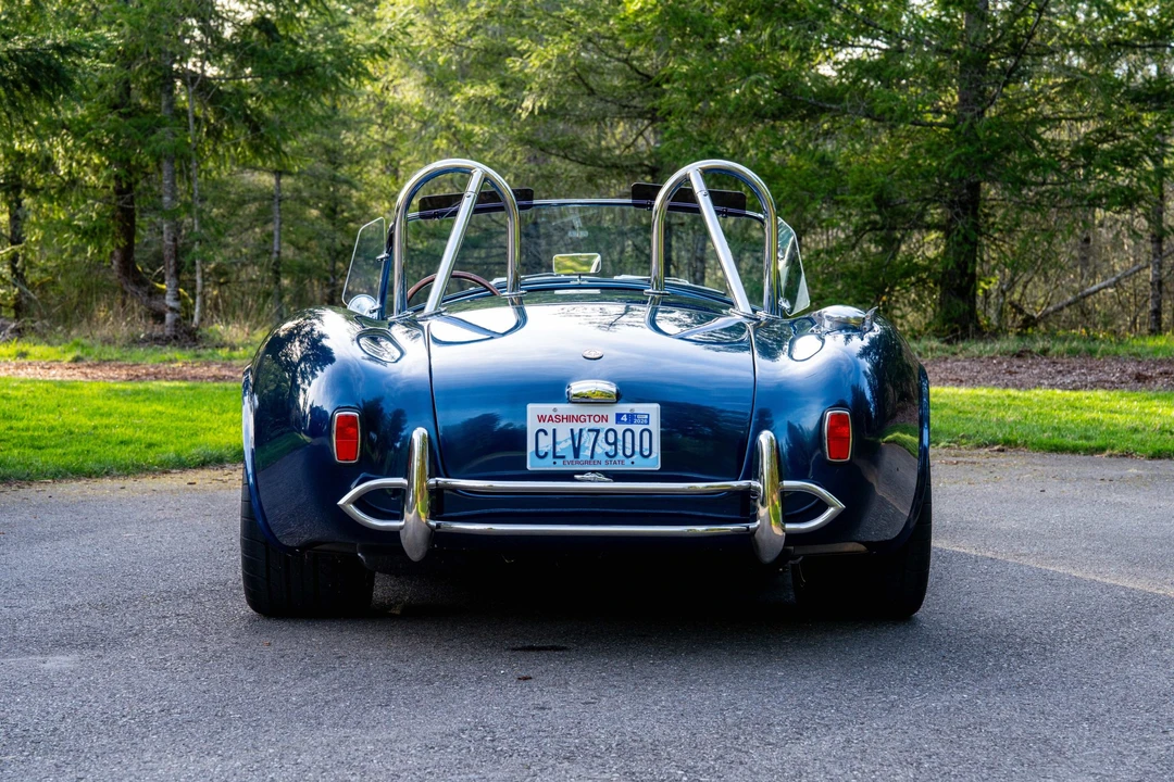 Shelby Cobra Replica - Image 17 of 31