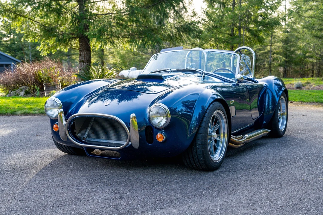 Shelby Cobra Replica - Image 7 of 31