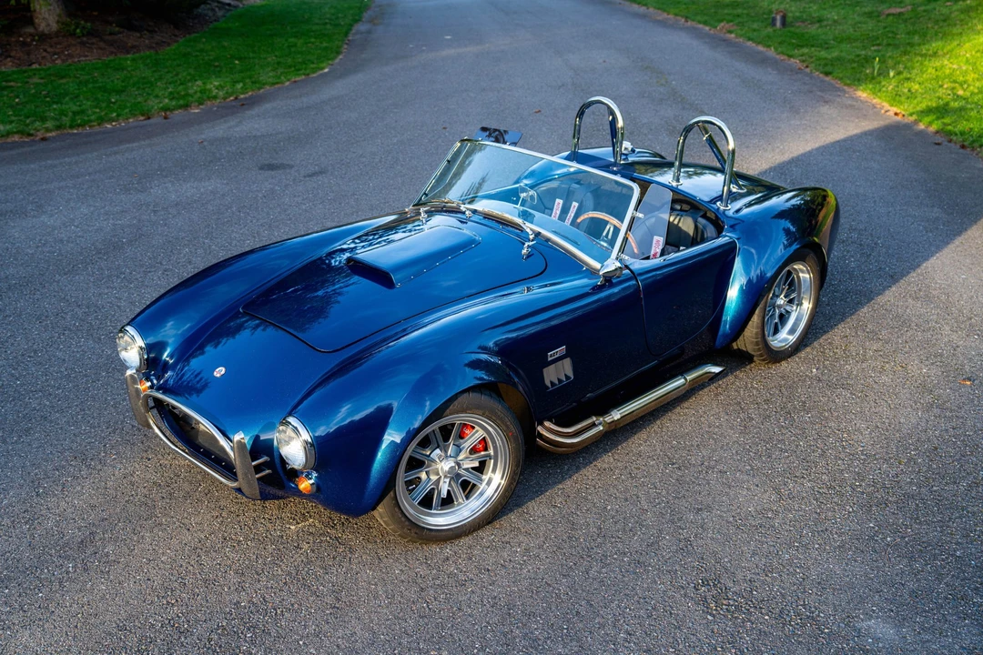 Shelby Cobra Replica - Image 2 of 31