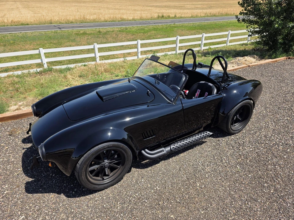 Factory Five Roadster - Image 10 of 31