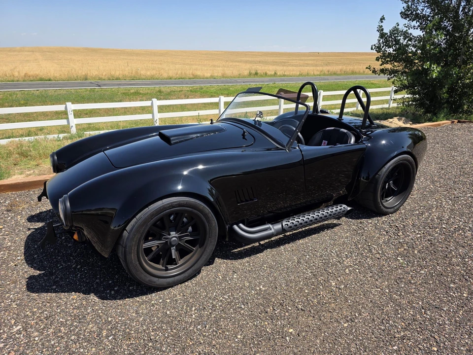 Factory Five Roadster - Image 9 of 31