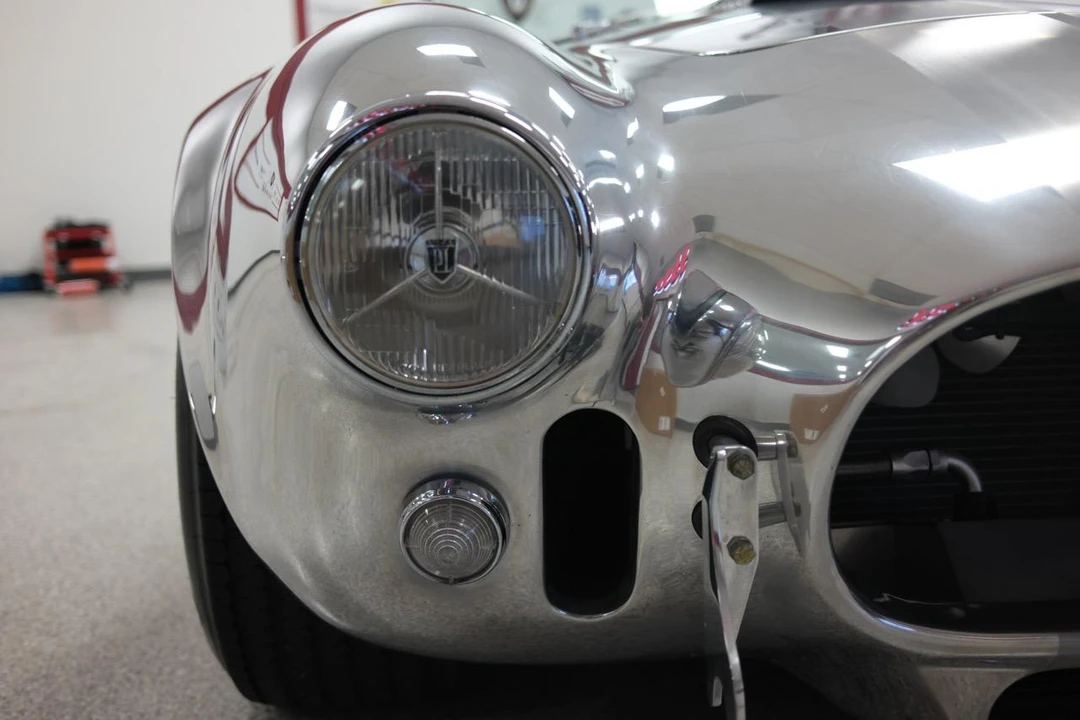 Shelby Cobra Replica - Image 12 of 31