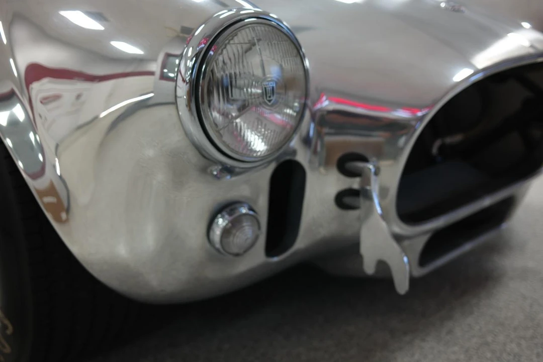 Shelby Cobra Replica - Image 13 of 31