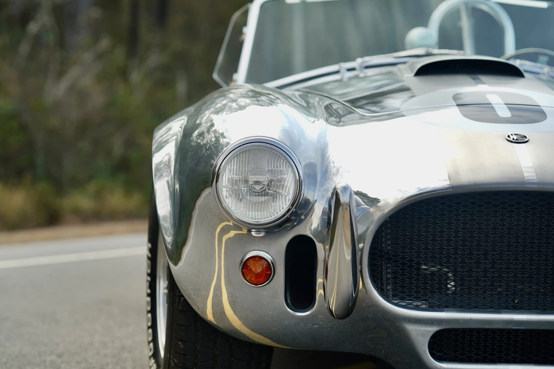 Shelby Cobra Replica - Image 13 of 31
