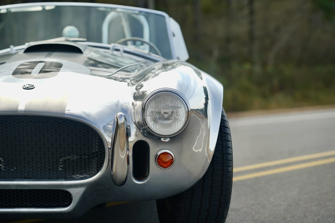 Shelby Cobra Replica - Image 14 of 31