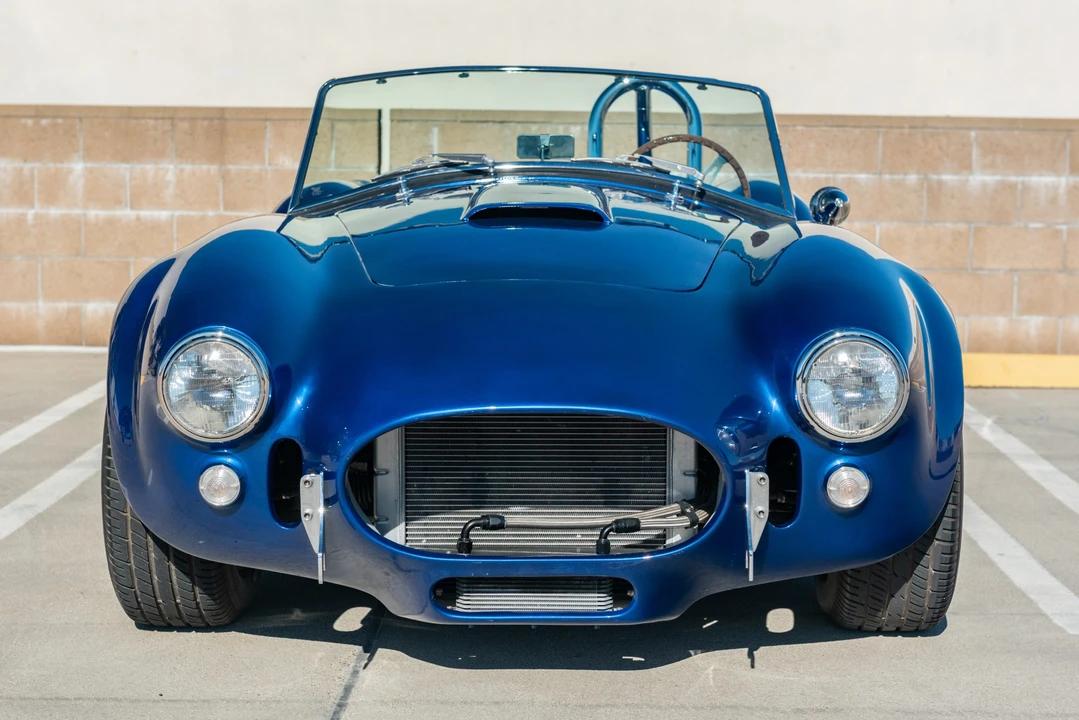 Shelby Cobra Replica - Image 9 of 31