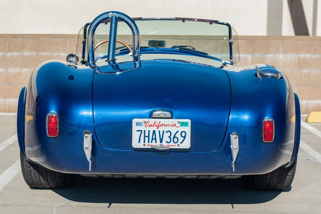 Shelby Cobra Replica - Image 5 of 31