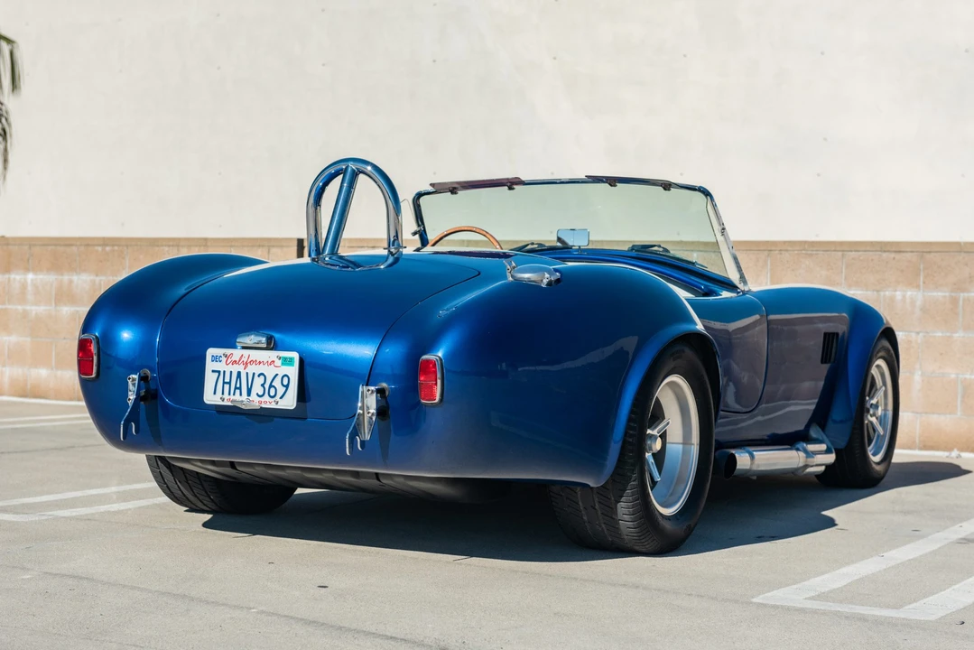 Shelby Cobra Replica - Image 6 of 31