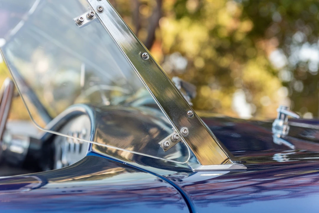 Shelby Cobra Replica - Image 25 of 31