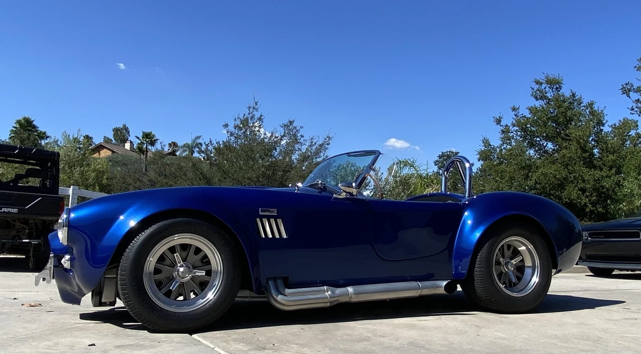 Shelby Cobra Replica - Image 3 of 31