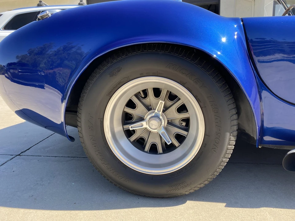 Shelby Cobra Replica - Image 25 of 31