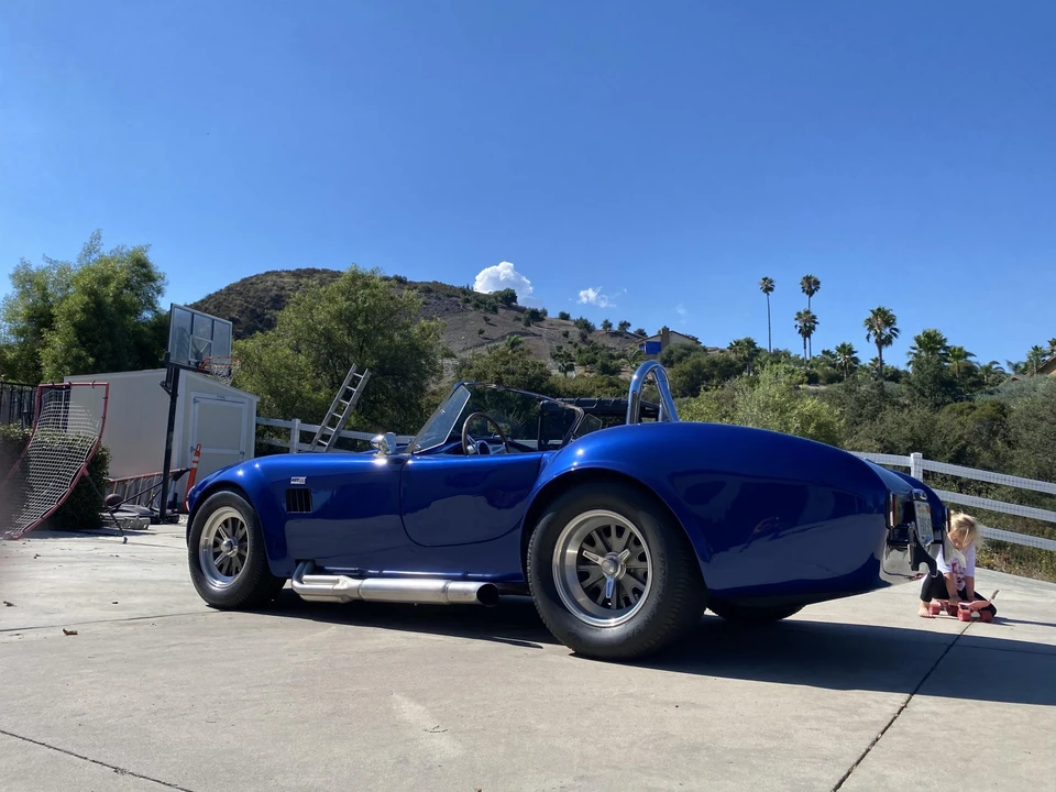 Shelby Cobra Replica - Image 8 of 31
