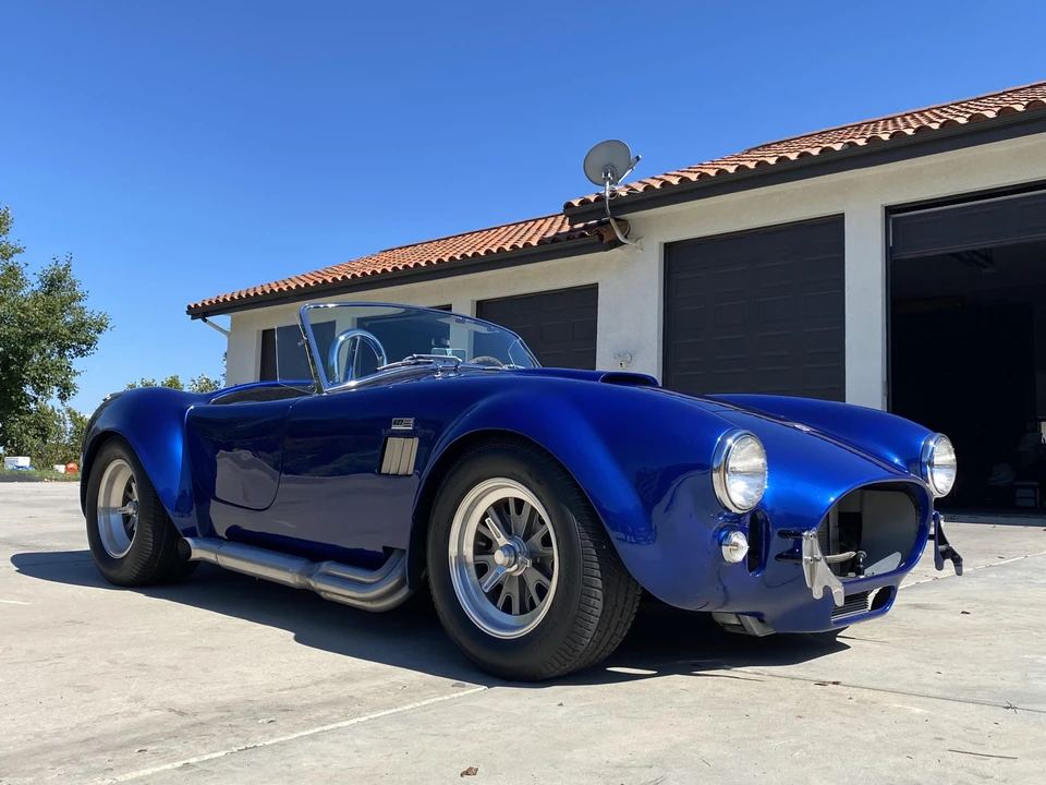 Shelby Cobra Replica - Image 13 of 31