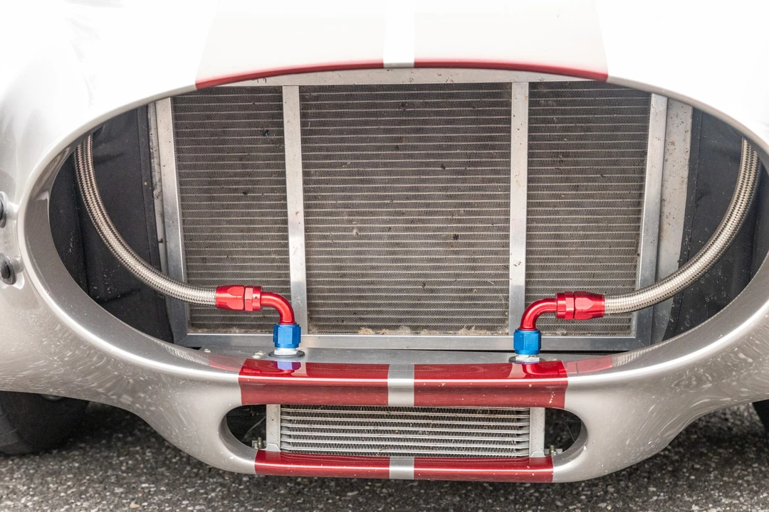 Shelby Cobra Replica - Image 27 of 31