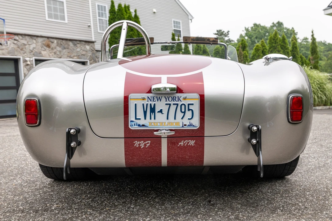 Shelby Cobra Replica - Image 16 of 31