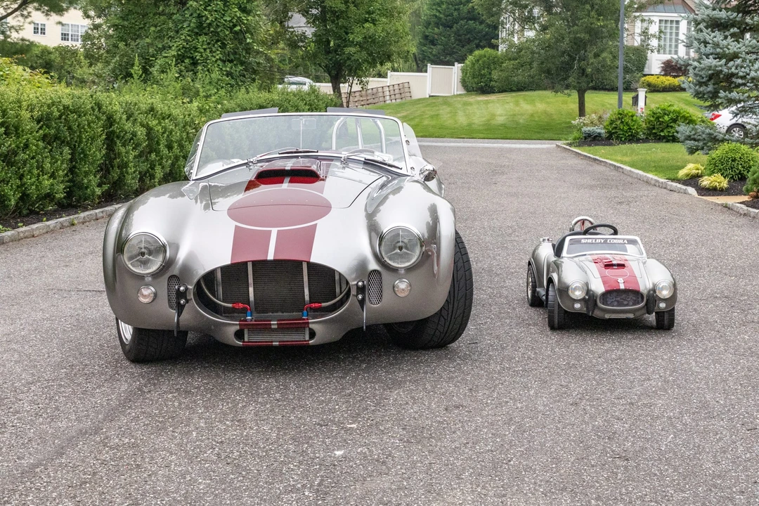 Shelby Cobra Replica - Image 9 of 31