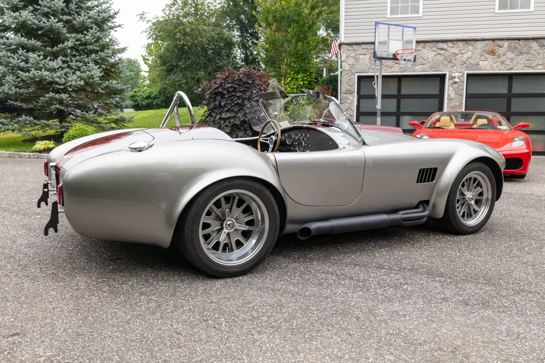 Shelby Cobra Replica - Image 5 of 31
