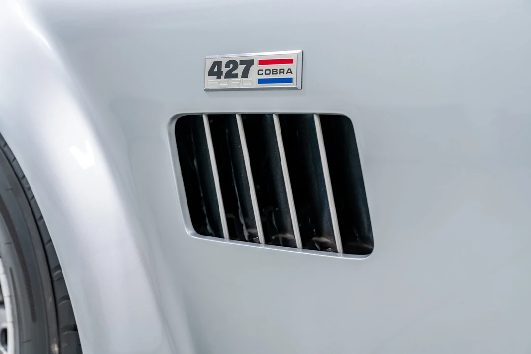 Shelby Cobra Replica - Image 28 of 31
