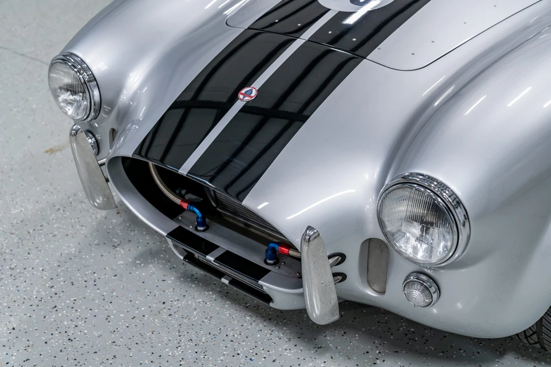Shelby Cobra Replica - Image 25 of 31