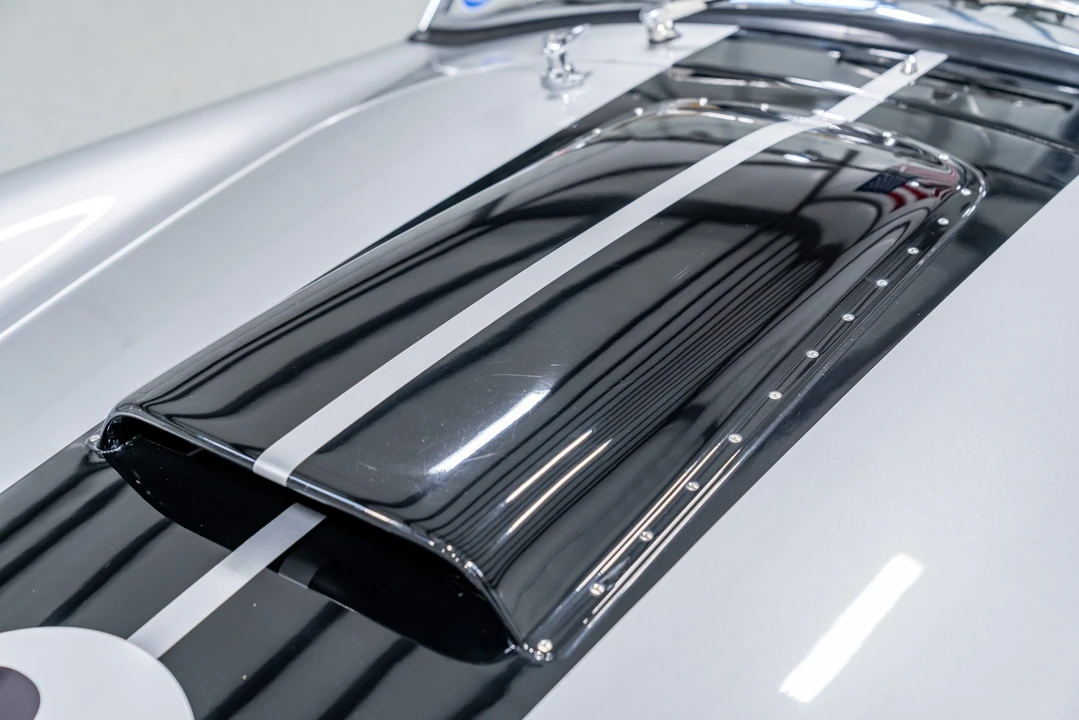 Shelby Cobra Replica - Image 26 of 31