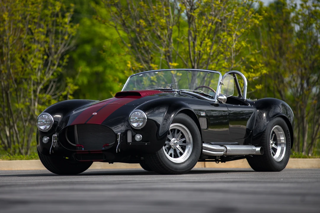 Shelby Cobra Replica - Image 14 of 31