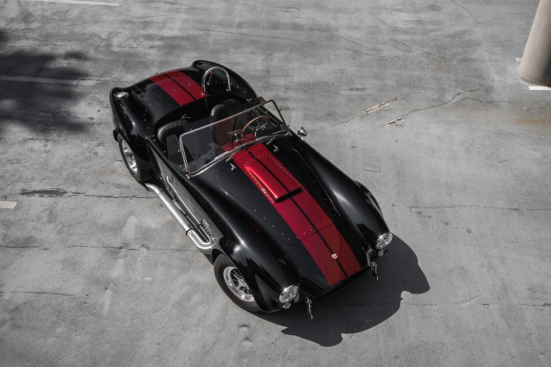 Shelby Cobra Replica - Image 23 of 31