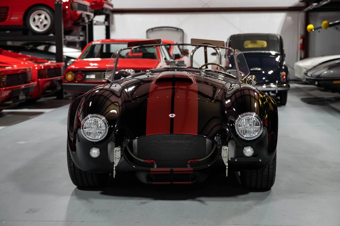 Shelby Cobra Replica - Image 10 of 31