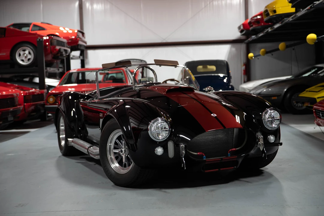 Shelby Cobra Replica - Image 9 of 31