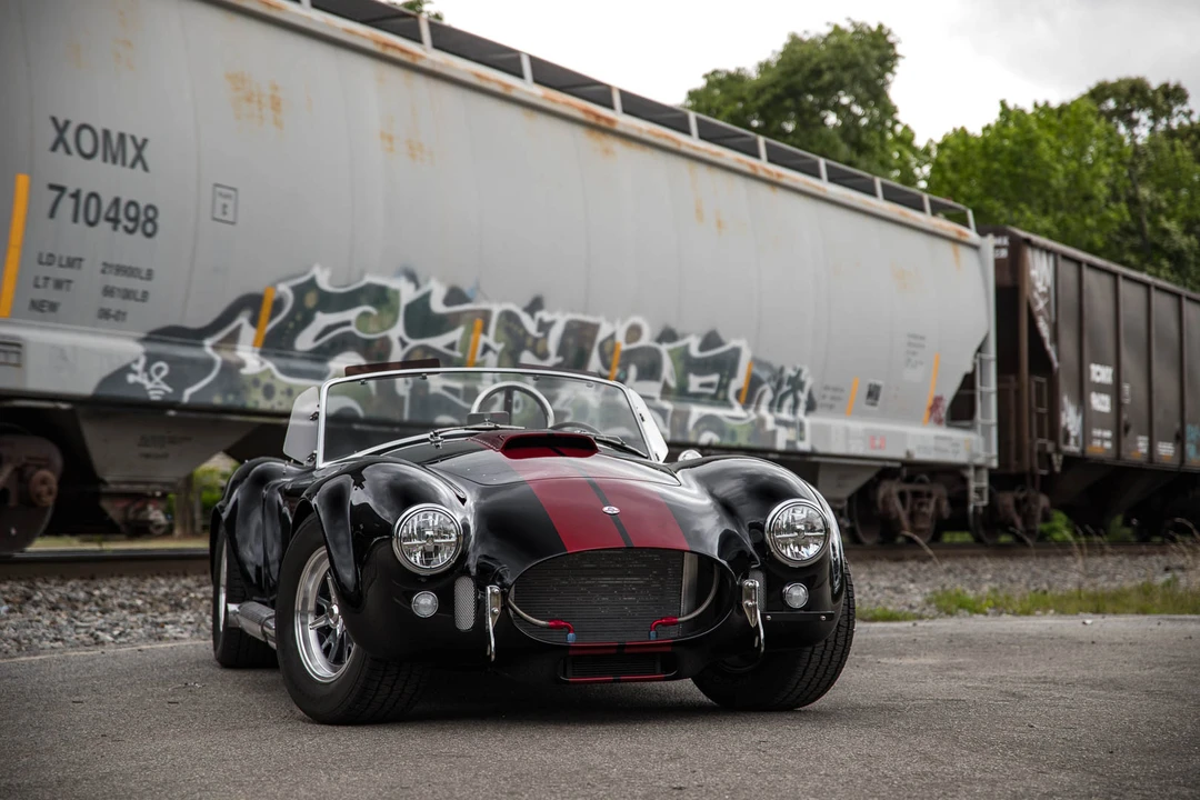 Shelby Cobra Replica - Image 25 of 31