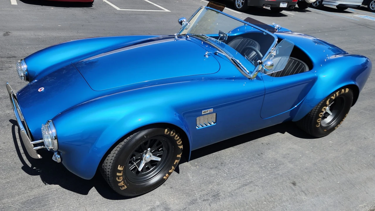 Shelby Cobra Replica - Image 21 of 31