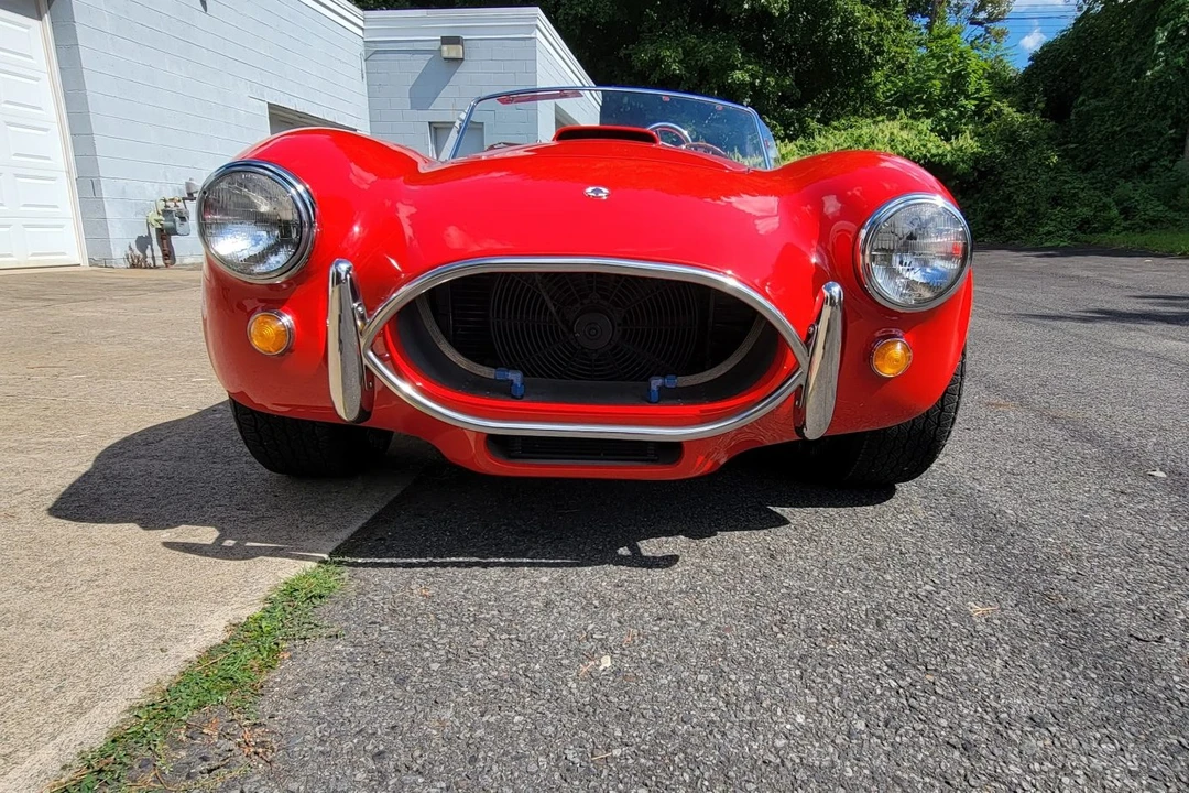 Shelby Cobra Replica - Image 27 of 31