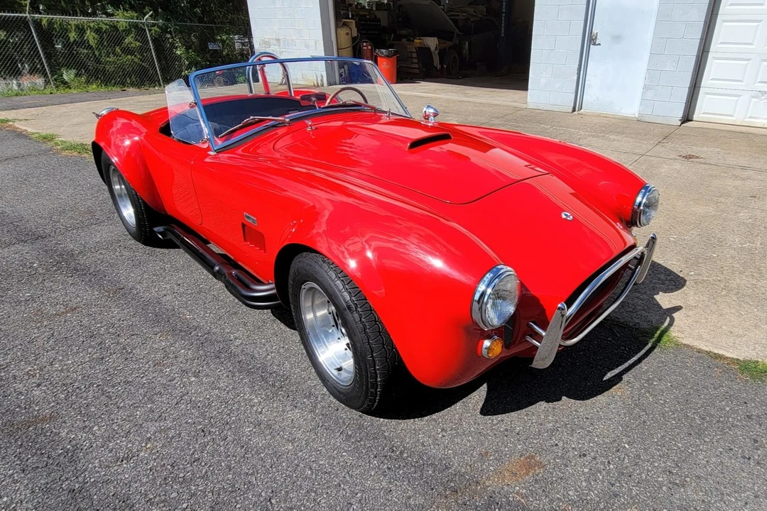 Shelby Cobra Replica - Image 20 of 31