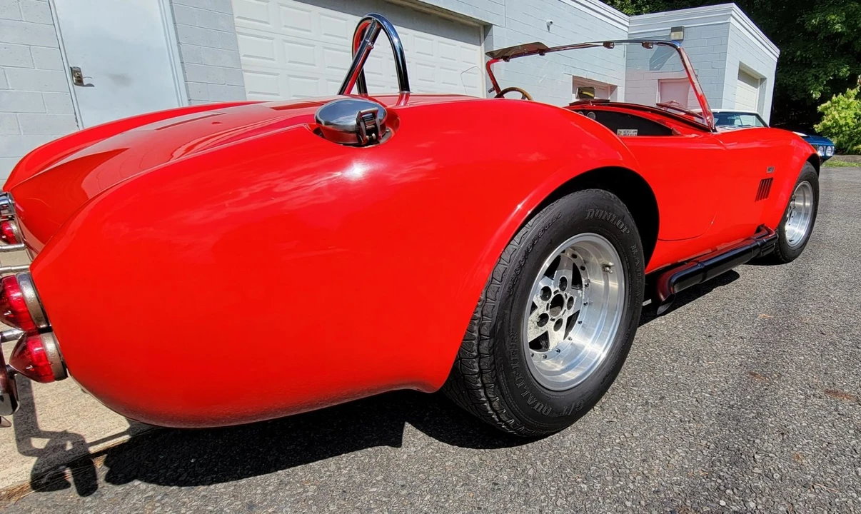 Shelby Cobra Replica - Image 14 of 31