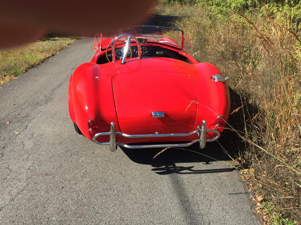 Shelby Cobra Replica - Image 12 of 31