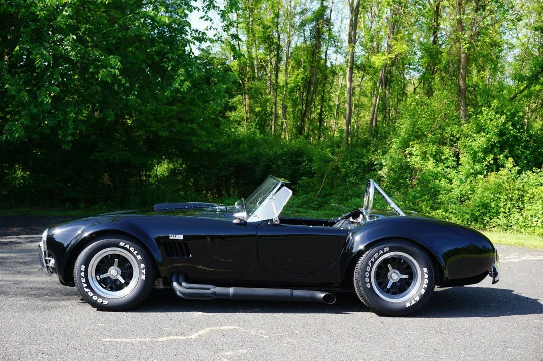 Shelby Cobra Replica - Image 3 of 31