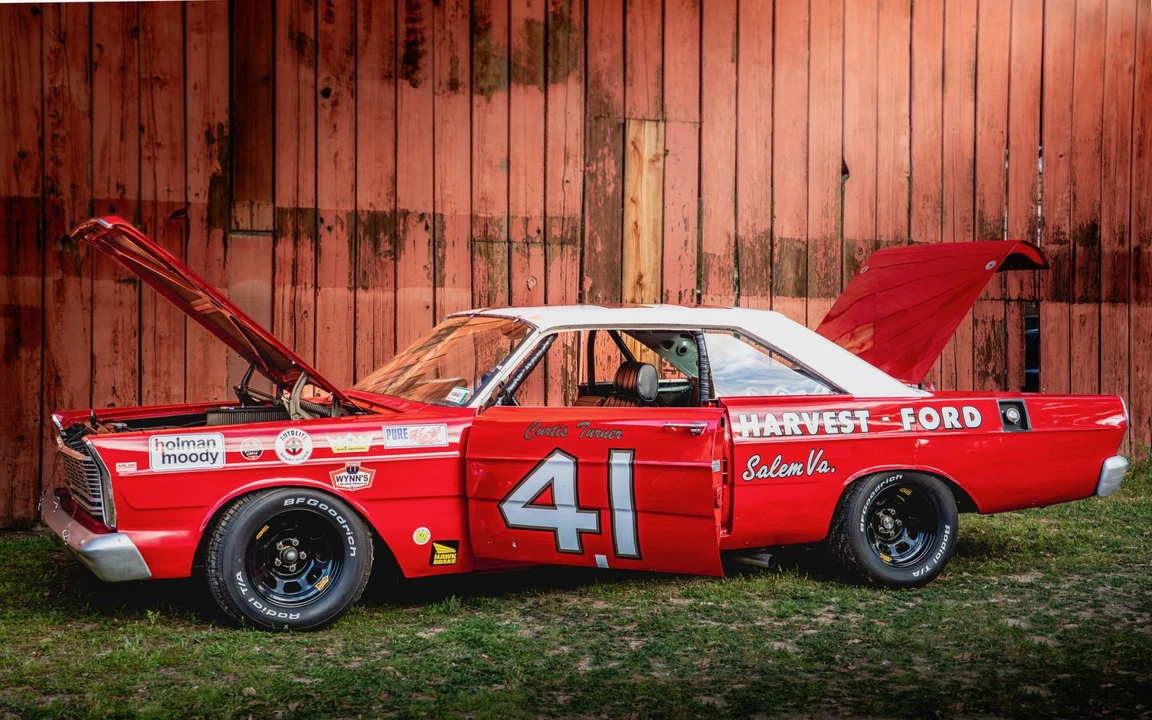 1965 Ford Galaxie 3rd Gen - Image 27 of 31