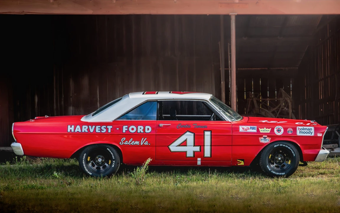 1965 Ford Galaxie 3rd Gen - Image 16 of 31