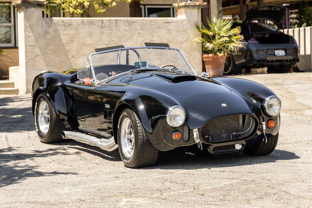 Shelby Cobra Replica - Image 12 of 31