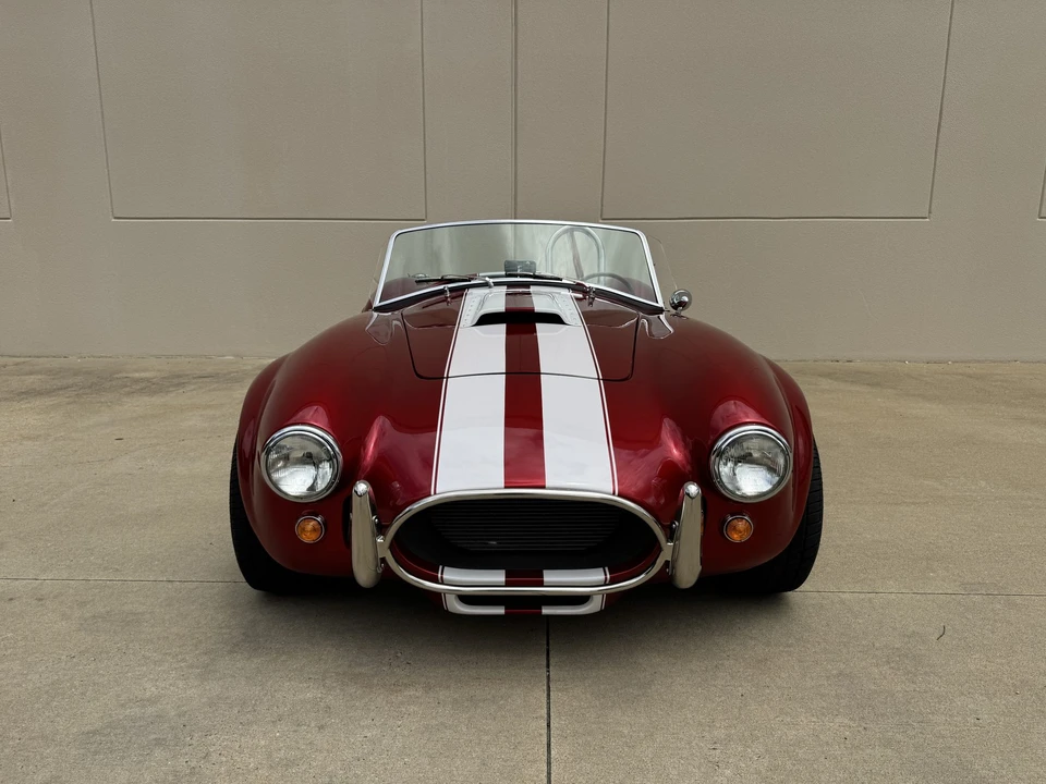 Shelby Cobra Replica - Image 15 of 31