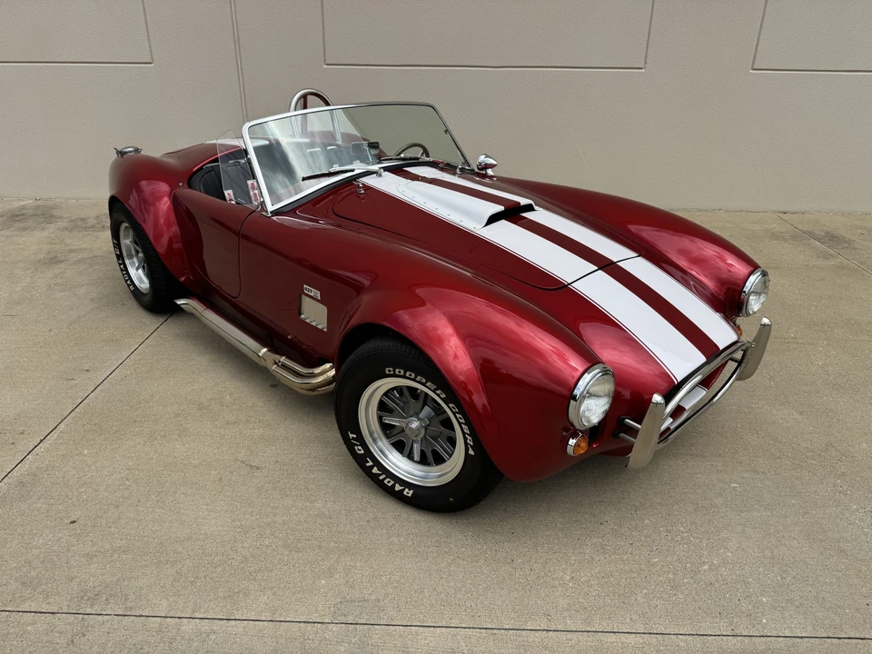 Shelby Cobra Replica - Image 23 of 31