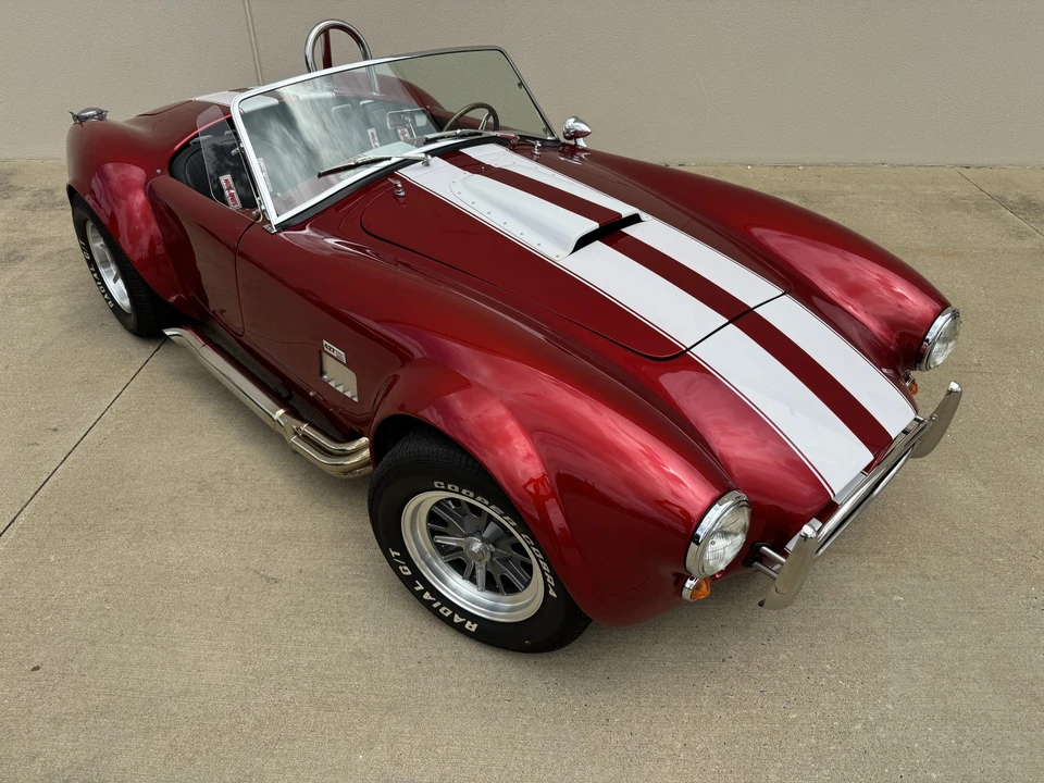 Shelby Cobra Replica - Image 24 of 31