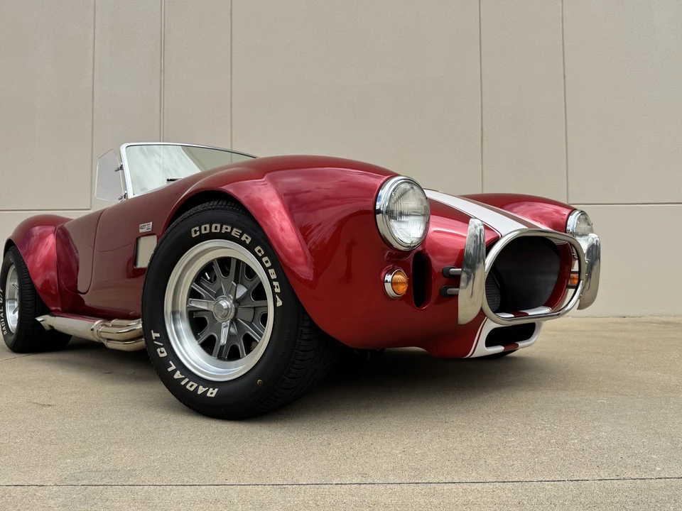 Shelby Cobra Replica - Image 25 of 31